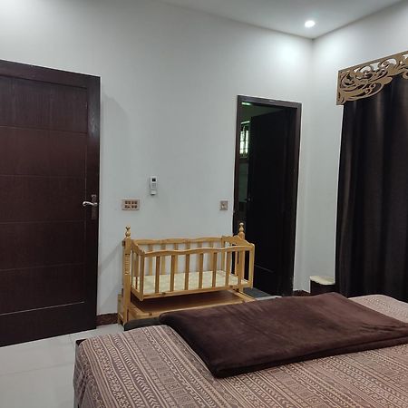 Fully Serviced Holiday Home Near Lahore Ring Road Zewnętrze zdjęcie