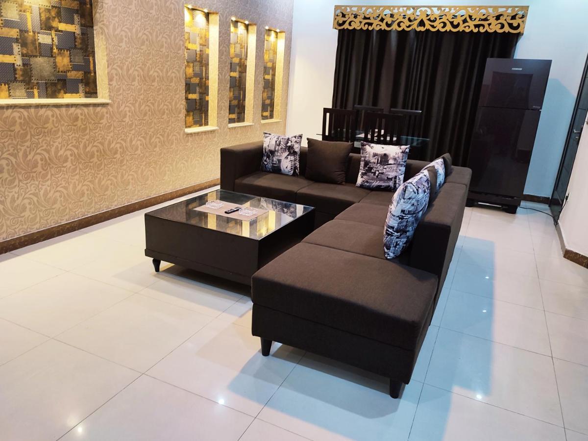 Fully Serviced Holiday Home Near Lahore Ring Road Zewnętrze zdjęcie