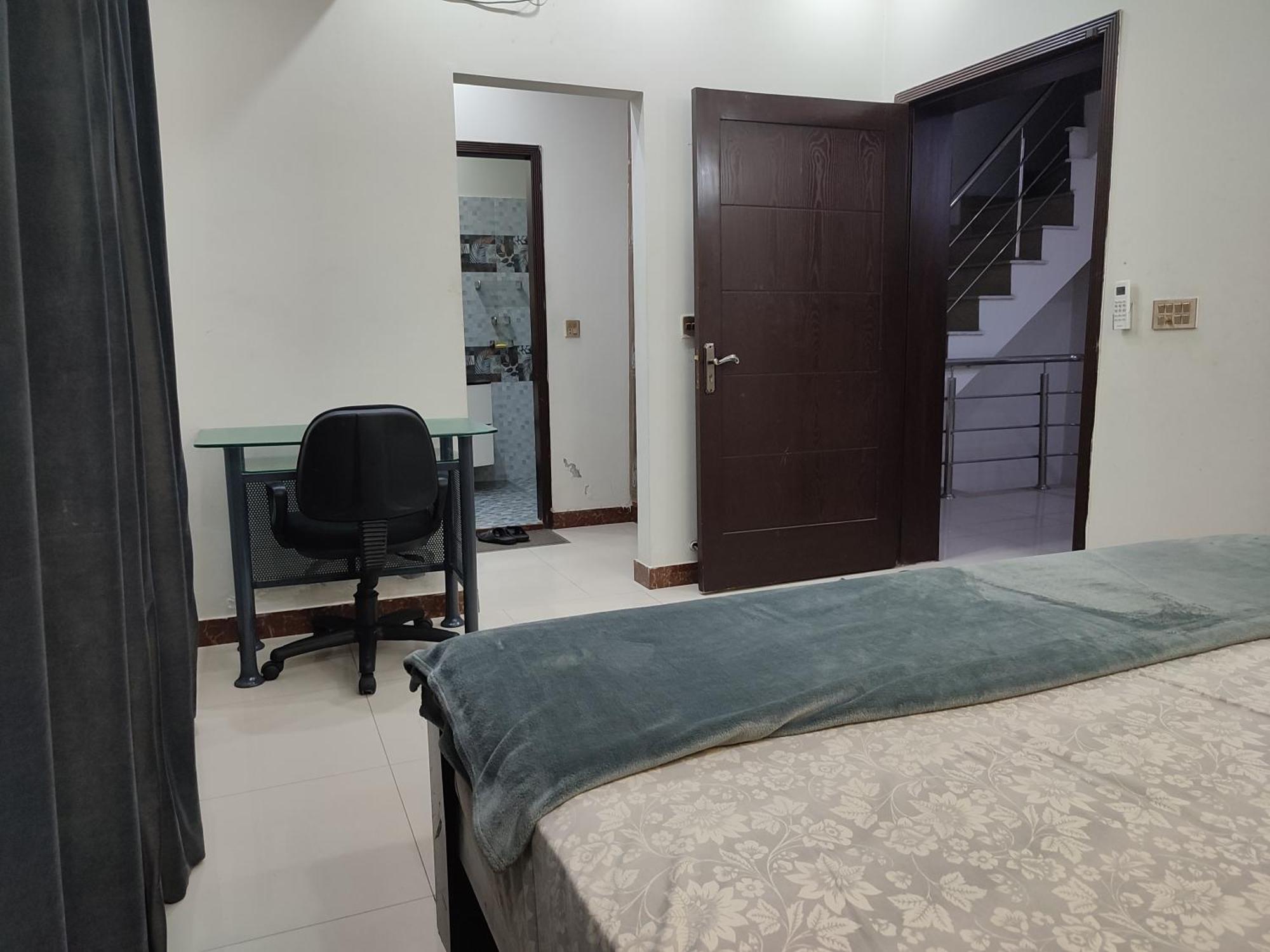 Fully Serviced Holiday Home Near Lahore Ring Road Zewnętrze zdjęcie